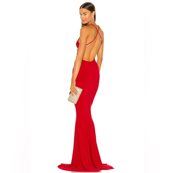 Beautiful REVOLVE Low Back Slip Mermaid Fishtail Gown in Red
Norma Kamali. - Picture 2 of 9